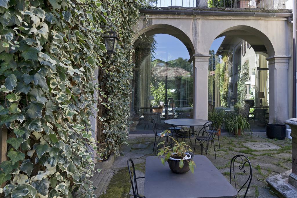Hotel Locanda Dei Mai Intees Azzate Exterior photo