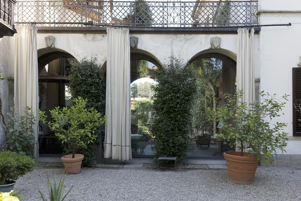 Hotel Locanda Dei Mai Intees Azzate Exterior photo