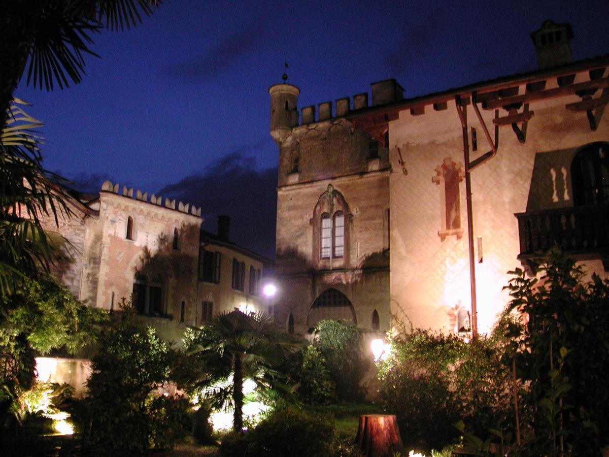 Hotel Locanda Dei Mai Intees Azzate Exterior photo